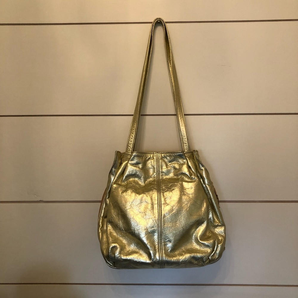 SAS Genuine Leather Handbag 🌟